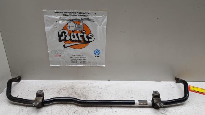Front anti-roll bar from a Volkswagen Golf VII (AUA) 1.4 TSI 16V 2014