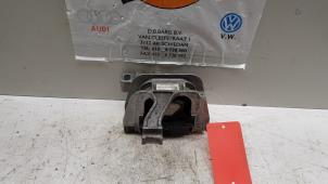 Używane Wspornik silnika Volkswagen Golf VII (AUA) 1.4 TSI 16V Cena € 30,00 Procedura marży oferowane przez Baris Schiedam