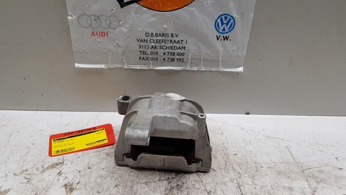 Used Engine mount Volkswagen Sharan (7N) 2.0 TSI 16V Price € 50,00 Margin scheme offered by Baris Schiedam