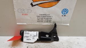 Used Front right screen carrier Audi A1 Sportback (GBA) 1.0 25 TFSI 12V Price € 10,00 Margin scheme offered by Baris Schiedam