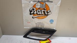 Used Fog light cover plate, right Seat Leon (5FB) 1.2 TSI 16V Price € 10,00 Margin scheme offered by Baris Schiedam