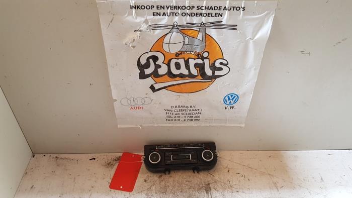 Używane Panel climatronic Volkswagen Golf V (1K1) 2.0 TFSI GTI 16V Cena € 40,00 Procedura marży oferowane przez Baris Schiedam