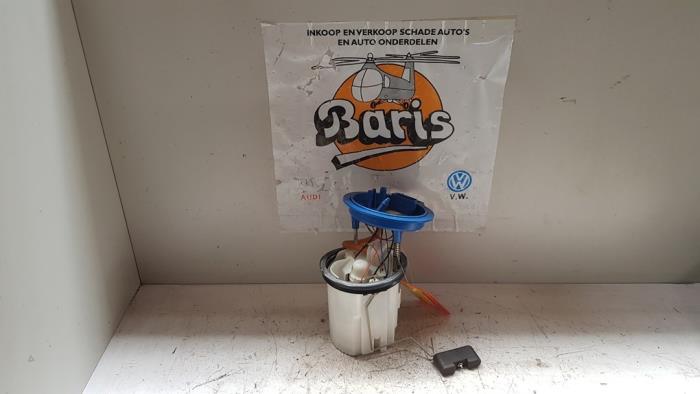 Gebrauchte Benzinpumpe Volkswagen Golf VII (AUA) 1.2 TSI 16V Preis € 25,00 Margenregelung angeboten von Baris Schiedam