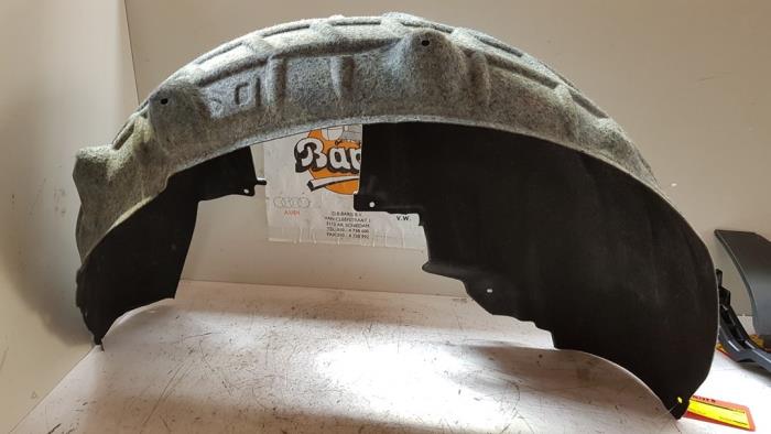 Używane Nadkole Audi Q4 (F4B) 35 e-tron Cena € 30,00 Procedura marży oferowane przez Baris Schiedam