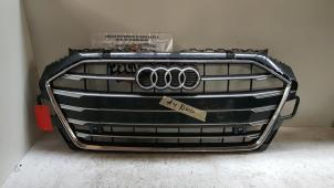 Used Grille Audi A4 Avant (B9) 2.0 35 TDI Mild hybrid 16V Price € 150,00 Margin scheme offered by Baris Schiedam