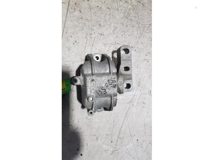 Engine mount Volkswagen Golf VI (5K1), 2008 / 2013 2.0 GTI 16V, Hatchback, Petrol, 1.984cc, 147kW (200pk), FWD, CCTA; CBFA; CCZA, 2009-06 / 2013-11 (Used)