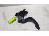 Clutch pedal from a Volkswagen Polo V (6R), 2009 / 2017 1.0 TSI 12V BlueMotion, Hatchback, Petrol, 999cc, 70kW (95pk), FWD, CHZB, 2014-11 / 2017-10 2017