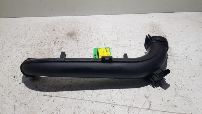 Gebrauchte Intercooler Rohr Volkswagen Golf VII (AUA) 1.2 TSI 16V Preis € 20,00 Margenregelung angeboten von Baris Schiedam