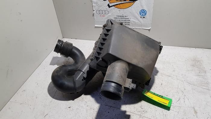 Gebrauchte Luftfiltergehäuse Nissan NV 300 1.6 dCi 125 Preis € 40,00 Margenregelung angeboten von Baris Schiedam