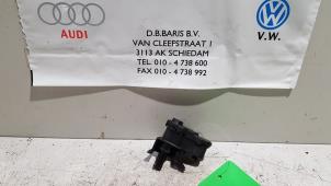 Używane Silnik blokady wlewu paliwa Volkswagen Polo VI (AW1) 1.0 TSI 12V Cena € 15,00 Procedura marży oferowane przez Baris Schiedam