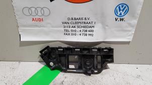 Usagé Support pare-chocs arrière droit Volkswagen Polo VI (AW1) 1.0 TSI 12V Prix € 5,00 Règlement à la marge proposé par Baris Schiedam