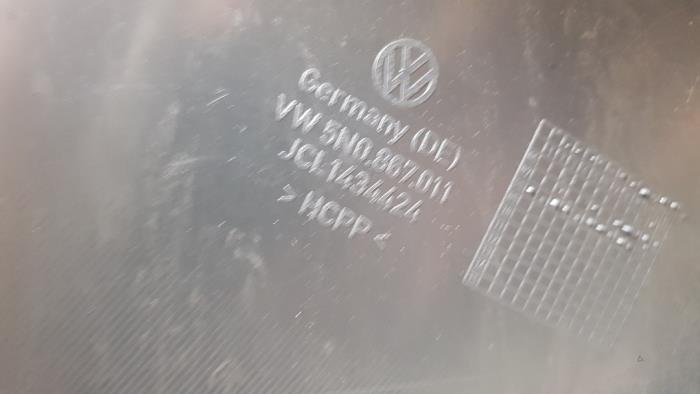 Door trim 4-door, front left from a Volkswagen Tiguan (5N1/2) 1.4 TSI 16V 4Motion 2008