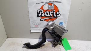 Used Clutch pedal Volkswagen Up! (121) 1.0 12V 60 Price € 30,00 Margin scheme offered by Baris Schiedam