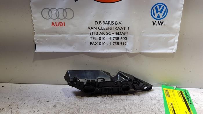 Front bumper bracket, right from a Volkswagen Golf VII (AUA) 1.0 TSI 12V BlueMotion 2019