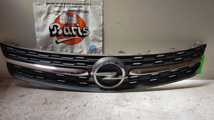 Begagnade Grill Opel Vivaro 2.0 CDTI 150 Pris € 30,00 Marginaltabell erbjuds av Baris Schiedam