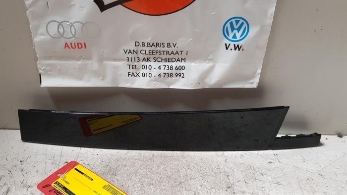 Begagnade Dörrstripe Volkswagen Tiguan (AD1) 1.4 TSI 16V 4Motion Pris € 15,00 Marginaltabell erbjuds av Baris Schiedam