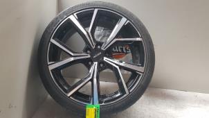 Begagnade Hjul + däck Volkswagen Golf VII (AUA) 1.4 TSI 16V Pris € 60,00 Marginaltabell erbjuds av Baris Schiedam