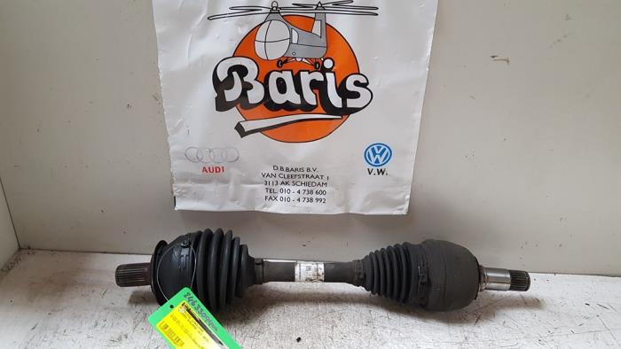 Gebrauchte Antriebswelle links vorne Mercedes A (W176) 2.2 A-200 CDI, A-200d 16V Preis € 70,00 Margenregelung angeboten von Baris Schiedam