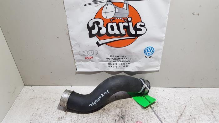 Gebrauchte Intercooler Schlauch Volkswagen Tiguan (5N1/2) 1.4 TSI 16V 4Motion Preis € 20,00 Margenregelung angeboten von Baris Schiedam