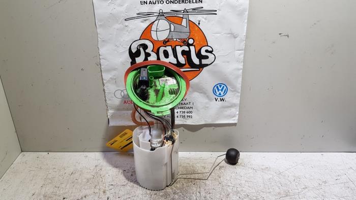 Used Petrol pump Volkswagen Golf VII (AUA) 1.4 GTE 16V Price € 25,00 Margin scheme offered by Baris Schiedam