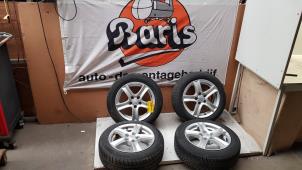 Begagnade Sporthjulsuppsättning + vinterdäck Seat Ibiza IV (6J5) 1.2 12V Pris € 100,00 Marginaltabell erbjuds av Baris Schiedam