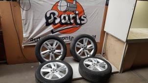 Begagnade Sporthjulsuppsättning + vinterdäck Seat Arona (KJX) 1.0 TSI 12V Pris € 500,00 Marginaltabell erbjuds av Baris Schiedam