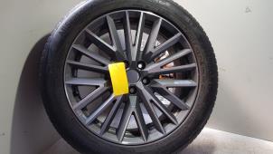 Begagnade Hjul + däck Audi Q3 (F3B) 2.0 40 TFSI 16V Quattro Pris € 250,00 Marginaltabell erbjuds av Baris Schiedam