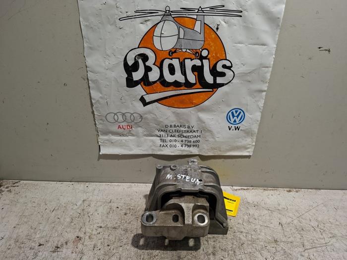 Used Engine mount Volkswagen Golf Plus (5M1/1KP) 1.4 TSI 122 16V Price € 15,00 Margin scheme offered by Baris Schiedam