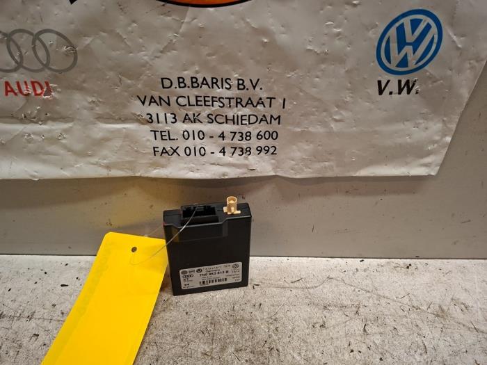 Używane Modul (rózne) Audi Q7 (4LB) 3.0 TDI V6 24V Ad Blue Cena € 30,00 Procedura marży oferowane przez Baris Schiedam