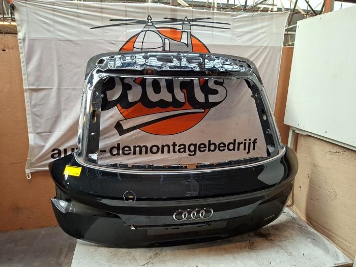 Używane Tylna klapa Audi Q5 (FYB/FYG) 2.0 45 TFSI 16V Mild Hybrid Quattro Cena € 100,00 Procedura marży oferowane przez Baris Schiedam