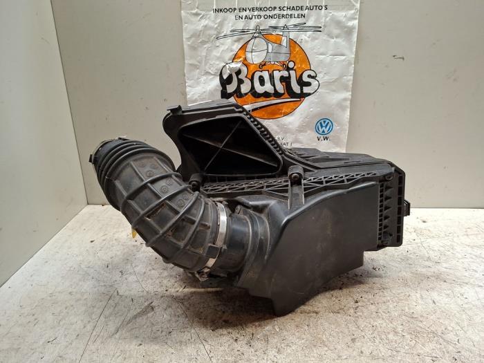 Gebrauchte Luftfiltergehäuse Audi A5 Cabrio (8F7) 2.0 TFSI 16V Preis € 15,00 Margenregelung angeboten von Baris Schiedam
