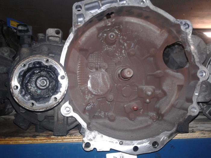 Gearbox from a Audi A3 2001