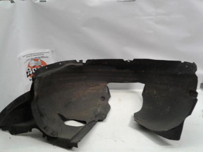Usados Protector interno Seat Leon (1P1) 1.9 TDI 105 Precio de solicitud ofrecido por Baris Schiedam
