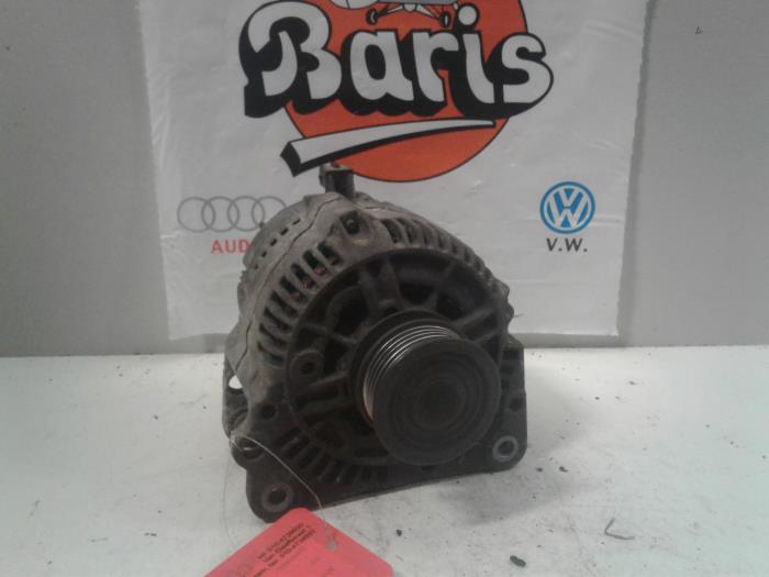 Begagnade Dynamo Volkswagen Polo III (6N1) 1.9 SDI Pris € 25,00 Marginaltabell erbjuds av Baris Schiedam
