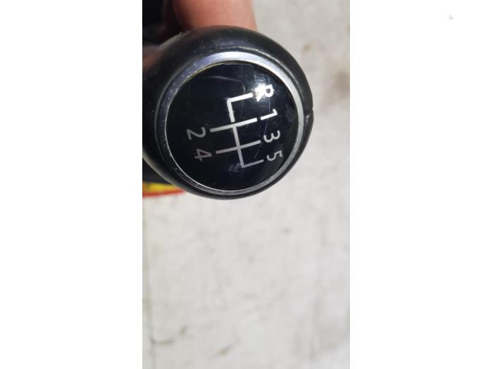Gear stick cover from a Peugeot Partner Tepee (7A/B/C/D/E/F/G/J/P/S) 1.6 16V Phase 1 2010