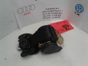 Used Rear seatbelt, centre Volkswagen Touran (1T1/T2) 1.9 TDI 100 Price € 30,00 Margin scheme offered by Baris Schiedam