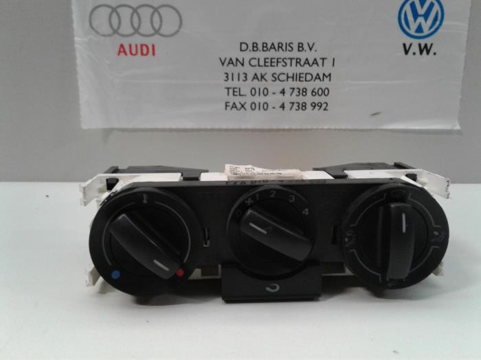 Heater control panel from a Volkswagen Polo IV (9N1/2/3) 1.4 16V 2003