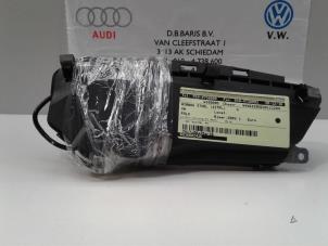Usagé Airbag siège Volkswagen Polo IV (9N1/2/3) 1.4 16V Prix € 50,00 Règlement à la marge proposé par Baris Schiedam