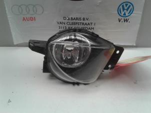Used Fog light, front left BMW 3 serie (E90) 318d 16V Price € 15,00 Margin scheme offered by Baris Schiedam