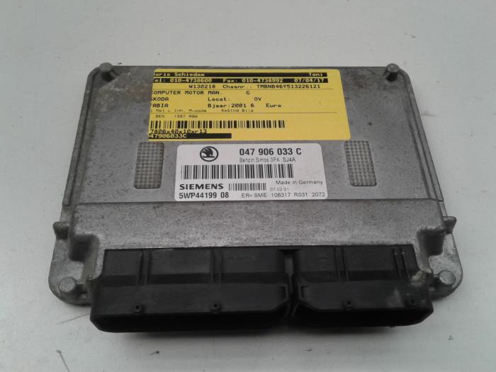 Used Engine management computer Skoda Fabia (6Y2) 1.4i Price € 50,00 Margin scheme offered by Baris Schiedam