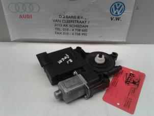Używane Silnik szyby drzwiowej Volkswagen Passat Variant (365) 1.6 TDI 16V Bluemotion Cena € 20,00 Procedura marży oferowane przez Baris Schiedam