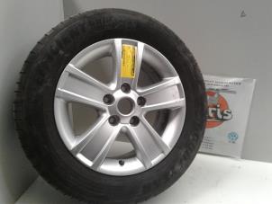 Used Wheel + tyre Skoda Octavia Combi (1Z5) 1.6 TDI Greenline Price € 100,00 Margin scheme offered by Baris Schiedam