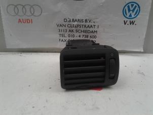Used Air grill side Volkswagen Passat (3B3) 1.9 TDI 100 Price € 10,00 Margin scheme offered by Baris Schiedam