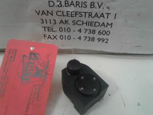 Usados Interruptor de retrovisor Audi A4 Precio € 10,00 Norma de margen ofrecido por Baris Schiedam
