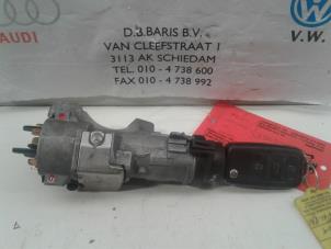 Used Ignition lock + key Volkswagen Passat (3B3) 1.9 TDI 100 Price € 30,00 Margin scheme offered by Baris Schiedam