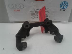 Used Front brake calliperholder, left Volkswagen Passat (3B3) 1.9 TDI 100 Price € 15,00 Margin scheme offered by Baris Schiedam