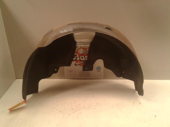 Wheel arch liner from a Seat Leon (1P1) 1.6 2006
