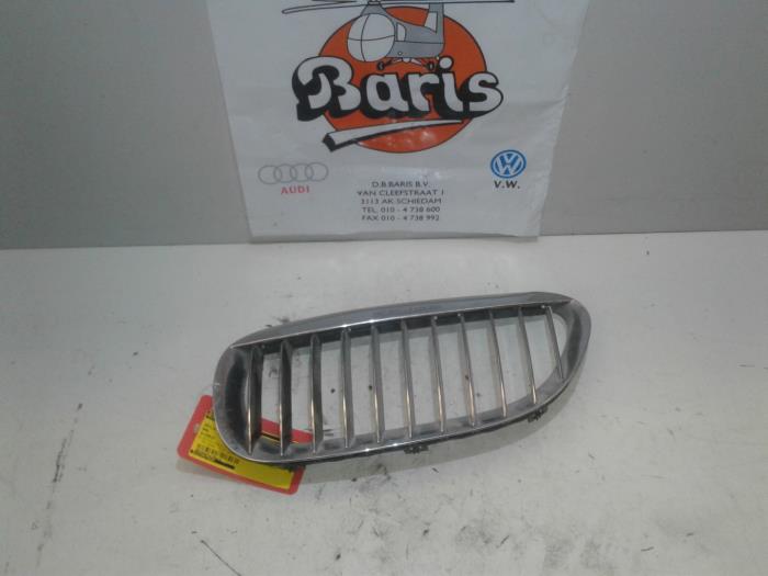 Używane Grill BMW 6 serie (E63) 650 i 4.8 V8 32V Cena € 15,00 Procedura marży oferowane przez Baris Schiedam