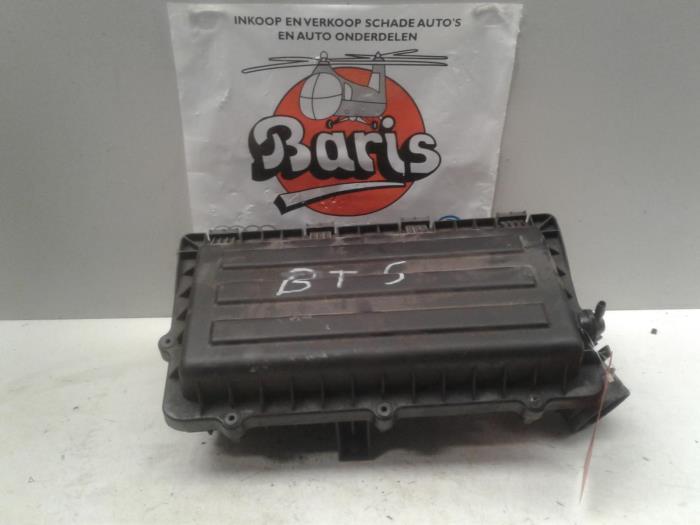 Begagnade Luftfilterhus Seat Ibiza Pris € 30,00 Marginaltabell erbjuds av Baris Schiedam