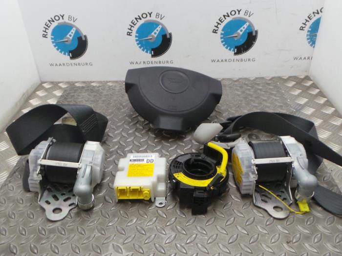 Airbag set+module from a Daihatsu Cuore 2008